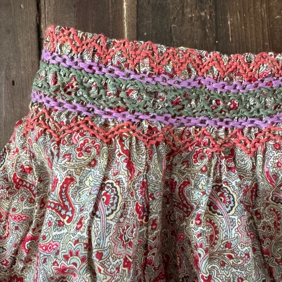 Peek…Aren’t you Curious Girls’ Smocked Waist Skirt - Picture 3 of 10